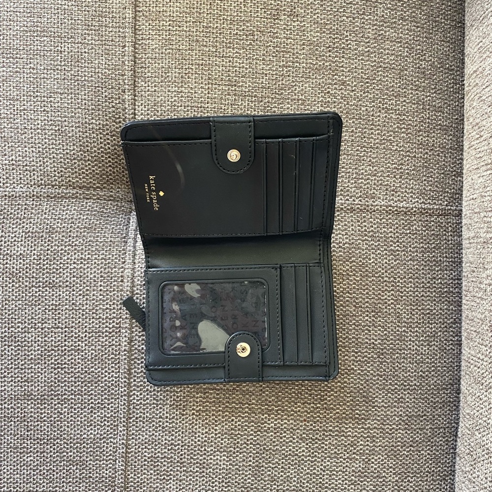 Kate Spade Wallet - Picture 4 of 4